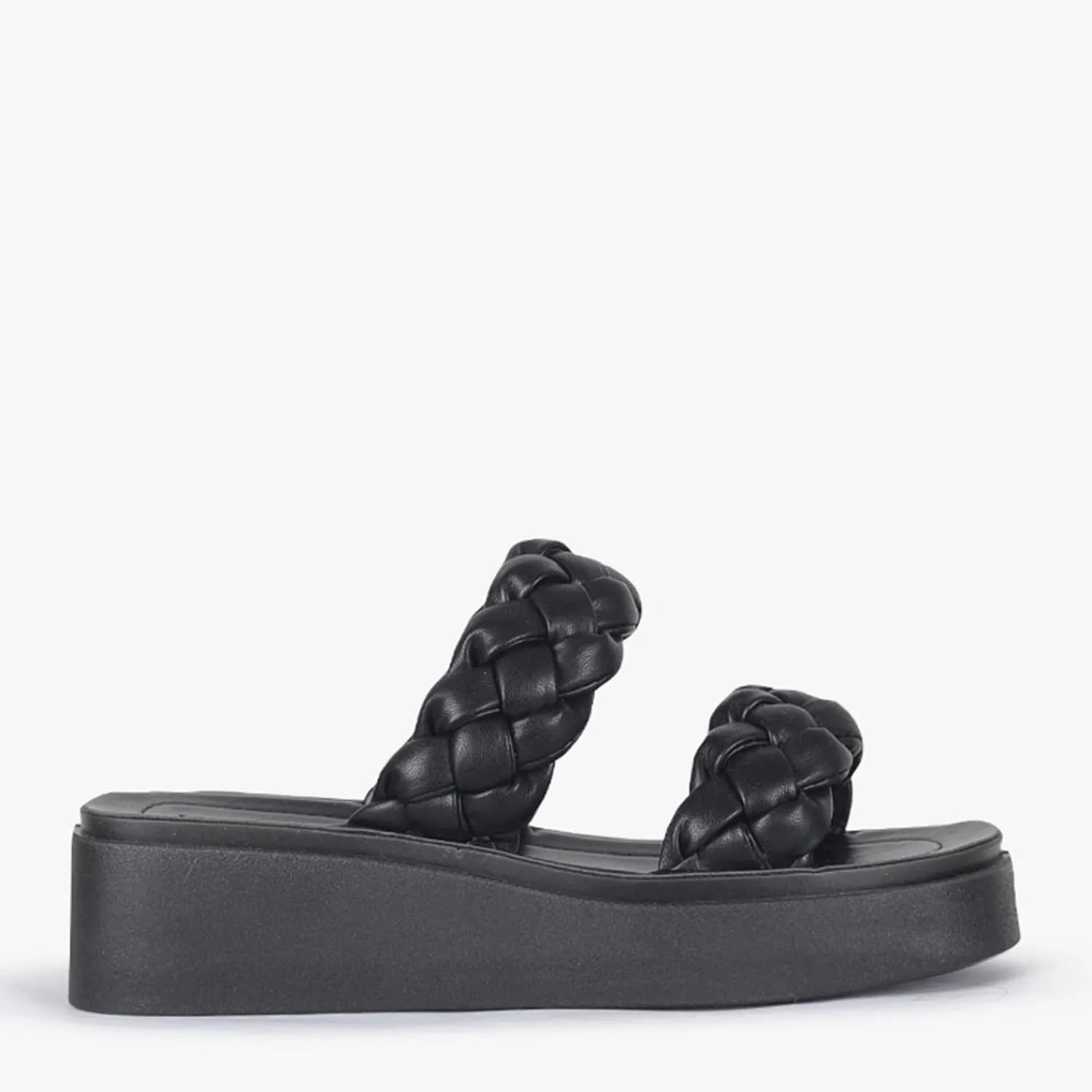 Women London Rebel Aylin