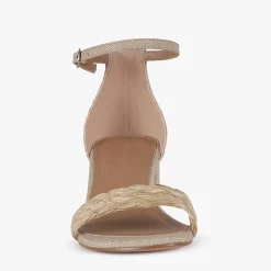 Women Pied A Terre Camita