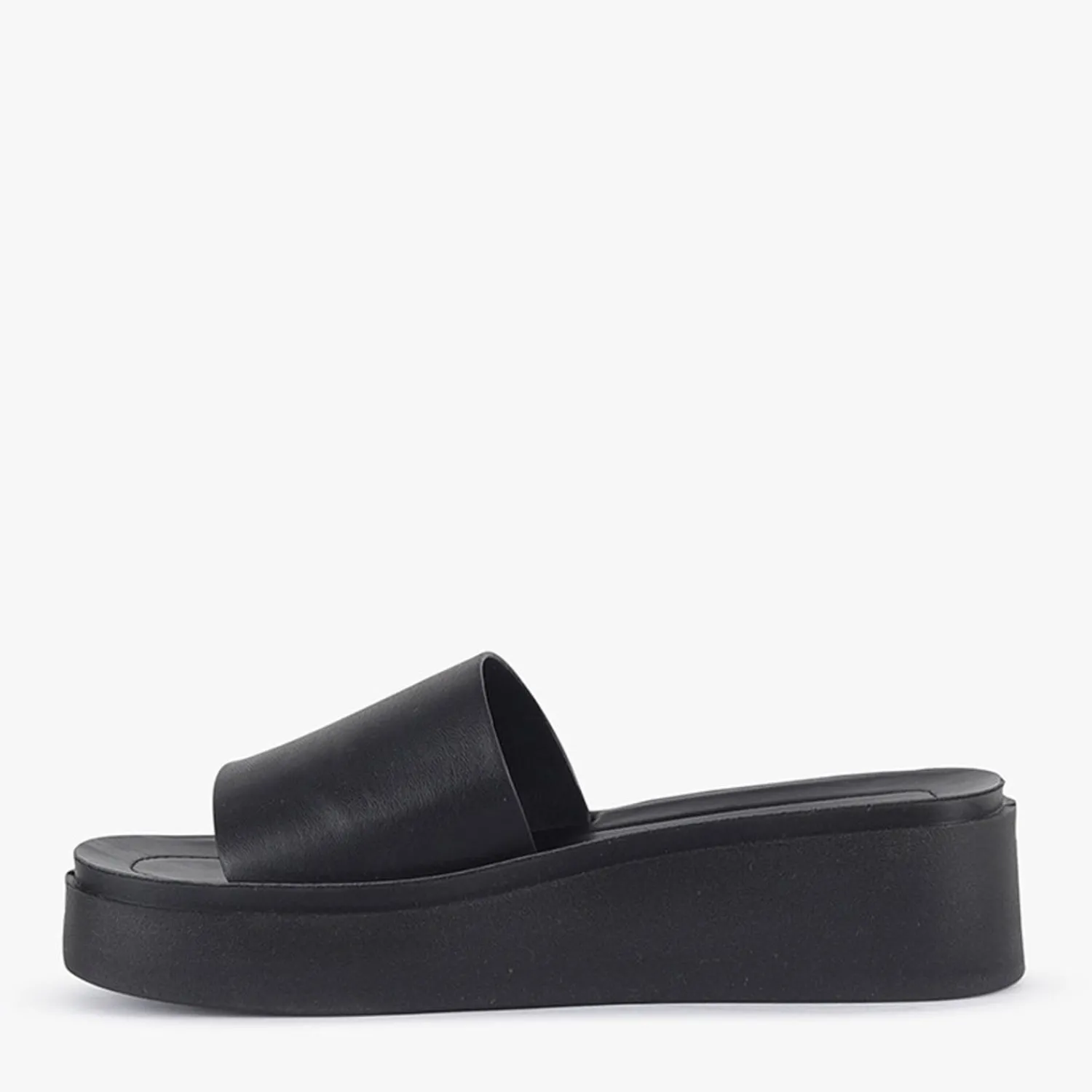 Women London Rebel Cosmo