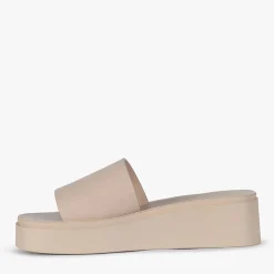 Women London Rebel Cosmo