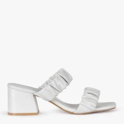 Women Pied A Terre Geri
