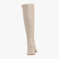 Women Pied A Terre Kamina